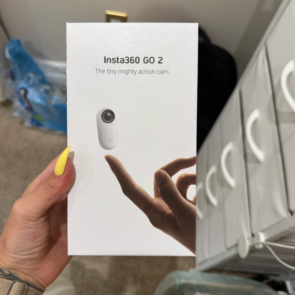 GO 2 White Action Camera